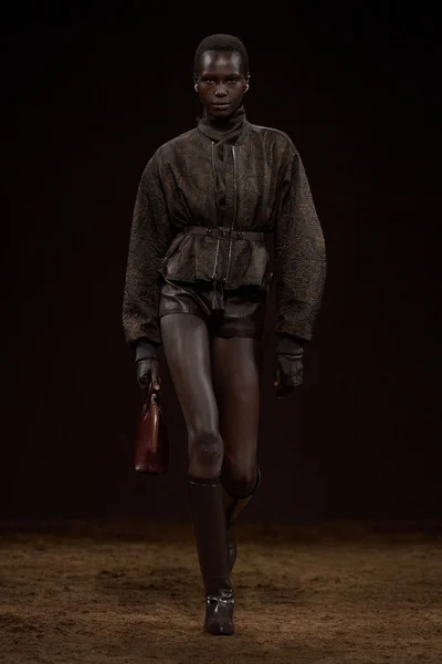 Look 56